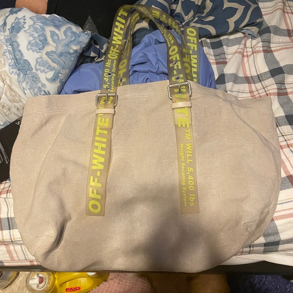 Off -White Canvas Tote natural color